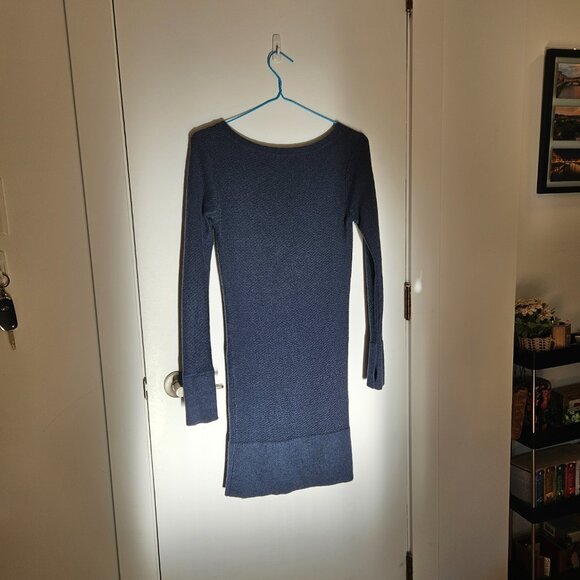 Long sleeved navy blue winter dress - Picture 3 of 6